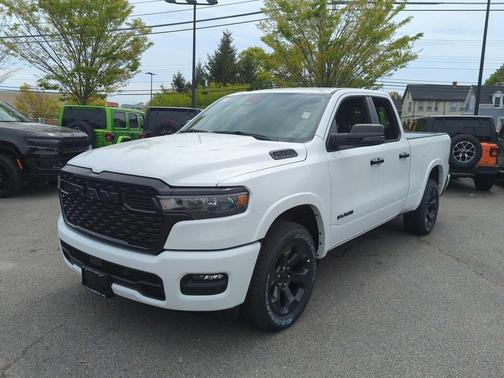 Bright White Clearcoat 2026 RAM 1500 Big Horn/Lone Star