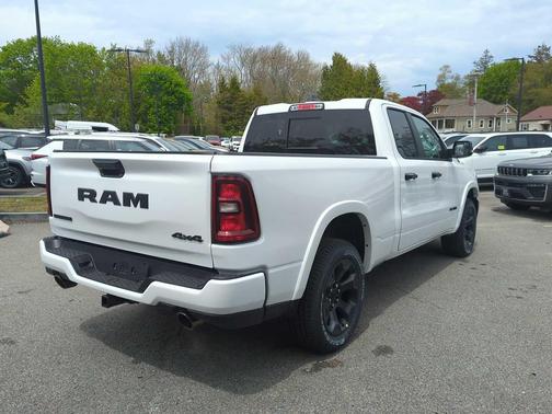Bright White Clearcoat 2026 RAM 1500 Big Horn/Lone Star