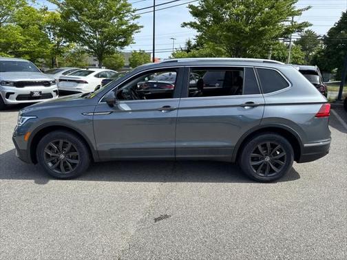 2022 Volkswagen Tiguan 2.0T SE 4MOTION