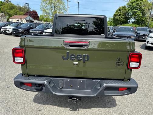 2022 Jeep Gladiator Willys 4x4