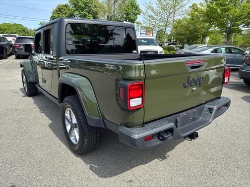 2022 Jeep Gladiator Willys 4x4