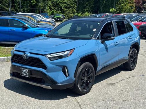 2023 Toyota RAV4 Hybrid SE