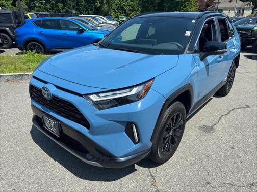 2023 Toyota RAV4 Hybrid SE