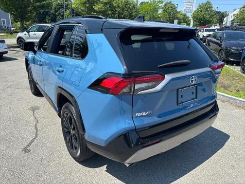 2023 Toyota RAV4 Hybrid SE