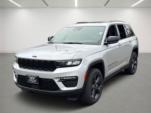 Silver Zynith 2025 Jeep Grand Cherokee Limited