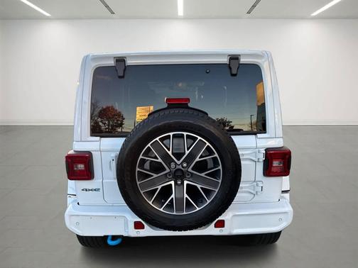 2023 Jeep Wrangler 4xe Sahara High Altitude