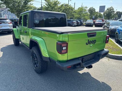 2025 Jeep Gladiator Willys
