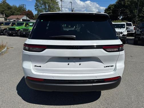 2025 Jeep Grand Cherokee Limited X