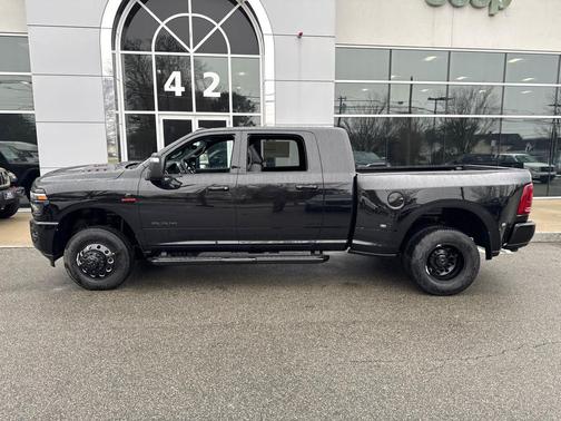2026 RAM 3500 Laramie Mega Cab 4x4 6'4' Box