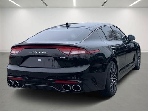 2023 Kia Stinger GT-Line
