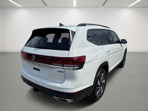 2025 Volkswagen Atlas 2.0T SE w/Technology 4MOTION