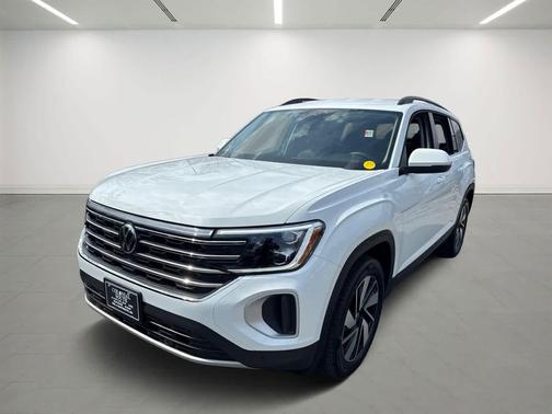 2025 Volkswagen Atlas 2.0T SE w/Technology 4MOTION