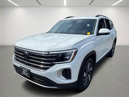 2025 Volkswagen Atlas 2.0T SE w/Technology 4MOTION