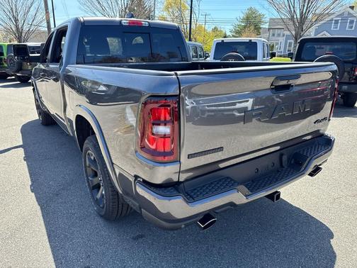 Granite Crystal Metallic Clearcoat 2026 RAM 1500 Big Horn/Lone Star