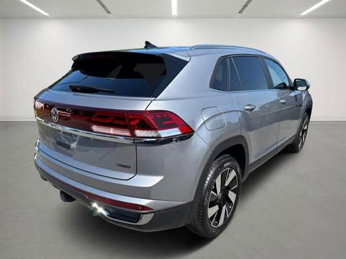 2024 Volkswagen Atlas Cross Sport 2.0T SE w/Technology 4MOTION