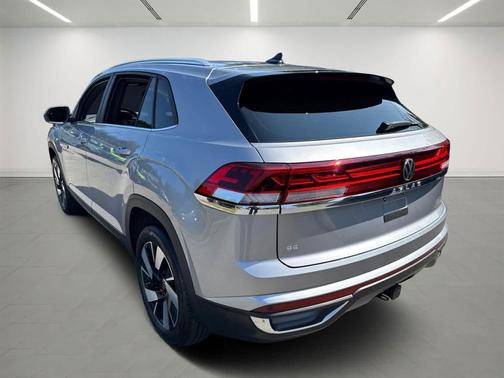2024 Volkswagen Atlas Cross Sport 2.0T SE w/Technology 4MOTION