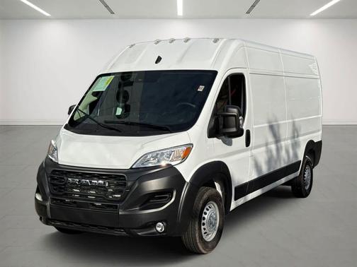 2025 RAM ProMaster 2500 Tradesman