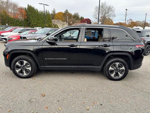2022 Jeep Grand Cherokee 4xe Base