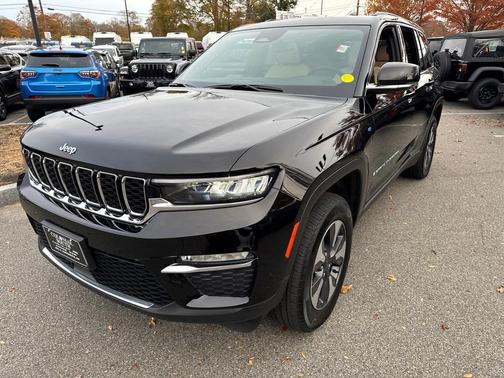 2022 Jeep Grand Cherokee 4xe Base