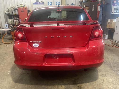 2014 Dodge Avenger SE