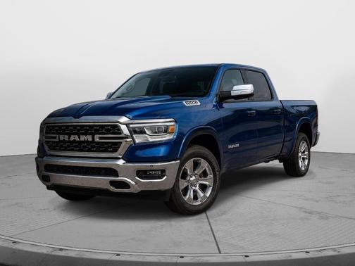 Hydro Blue Pearlcoat 2022 RAM 1500 Big Horn/Lone Star