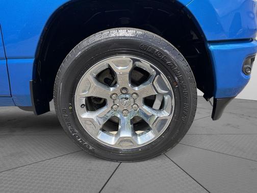 Hydro Blue Pearlcoat 2022 RAM 1500 Big Horn/Lone Star