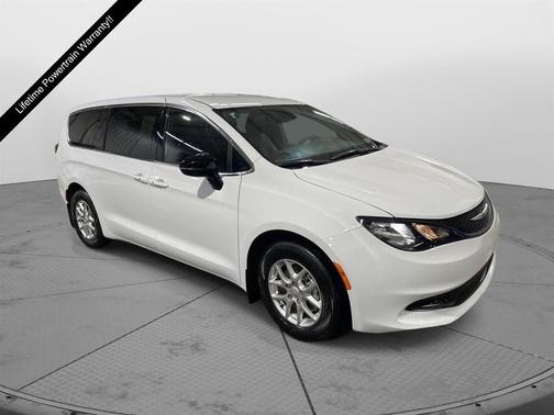 2026 Chrysler Voyager LX