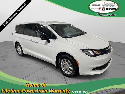 2026 Chrysler Voyager LX