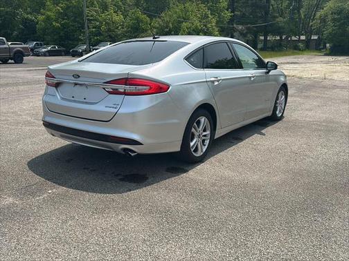 2018 Ford Fusion Hybrid SE