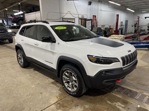 2022 Jeep Cherokee Trailhawk