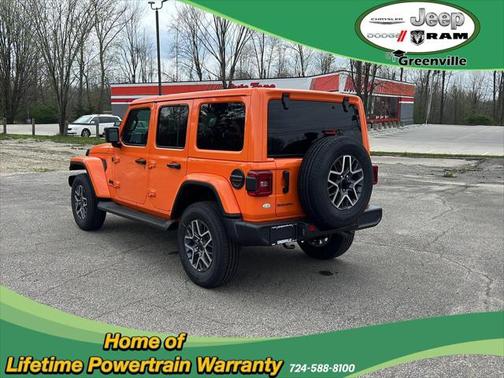 2025 Jeep Wrangler 4-Door Sahara 4x4