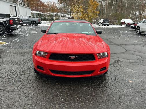 2011 Ford Mustang V6