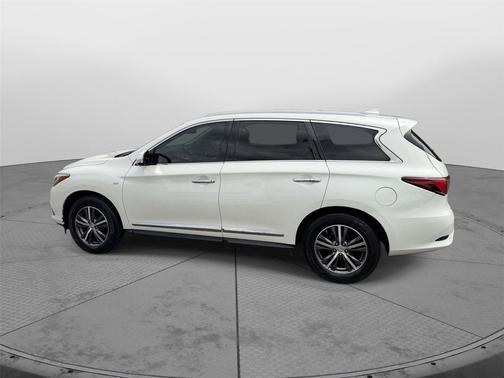 Majestic White 2016 INFINITI QX60 Base