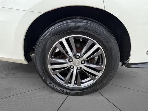 Majestic White 2016 INFINITI QX60 Base