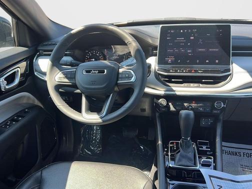 Diamond Black Crystal Pearlcoat 2024 Jeep Compass Limited