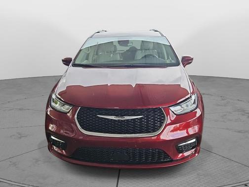 Velvet Red Pearlcoat 2021 Chrysler Pacifica Touring L