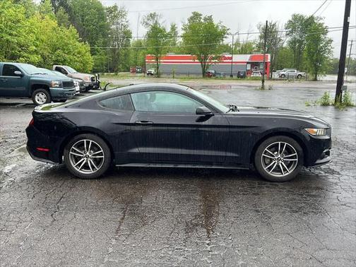 2016 Ford Mustang EcoBoost Premium