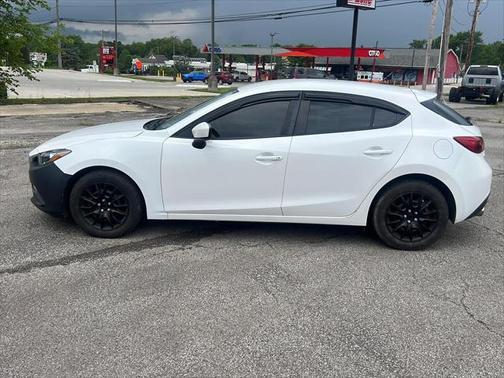 2015 Mazda Mazda3 i Sport