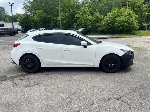 2015 Mazda Mazda3 i Sport