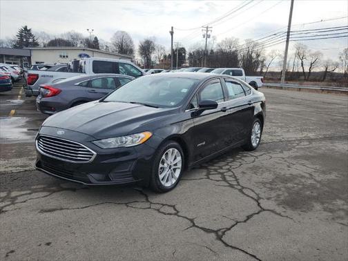 2019 Ford Fusion Hybrid SE