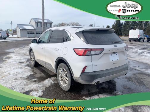 2022 Ford Escape SE