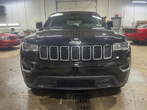 2020 Jeep Grand Cherokee Laredo