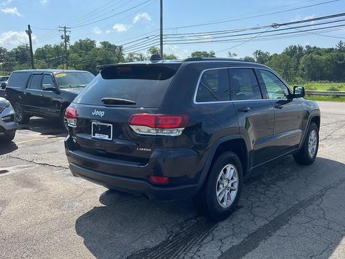 2020 Jeep Grand Cherokee Laredo