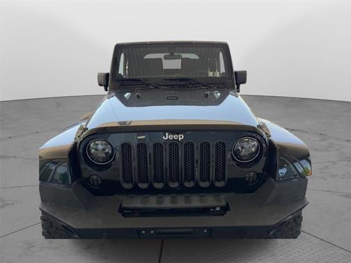 Black Clearcoat 2012 Jeep Wrangler Sahara