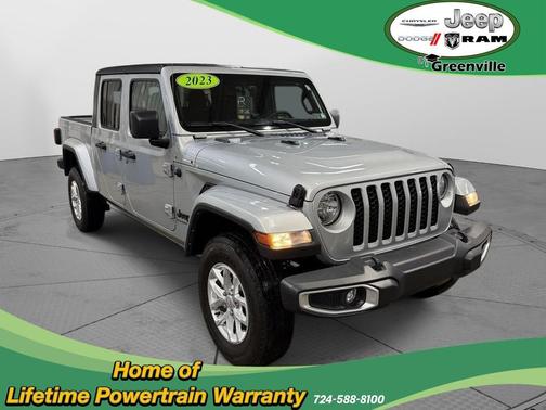 Silver Zynith Clearcoat 2023 Jeep Gladiator Sport S