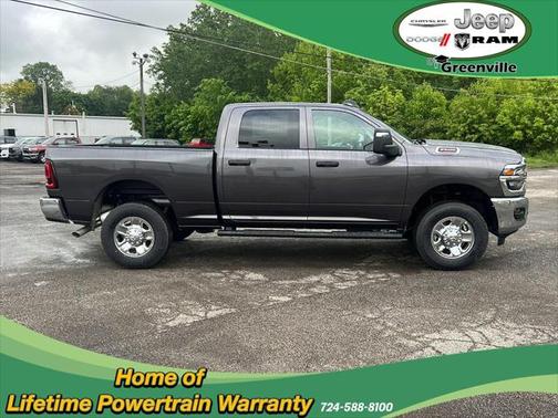 2025 RAM 2500 Tradesman Crew Cab 4x4 6'4' Box