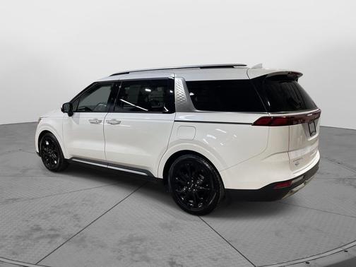 2024 Kia Carnival SX Prestige