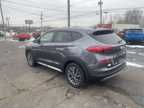 2019 Hyundai TUCSON SE
