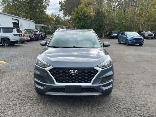 2019 Hyundai TUCSON SE