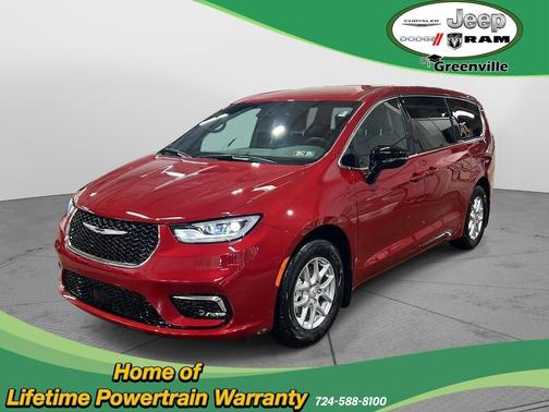 Red Hot Pearlcoat 2026 Chrysler Pacifica L